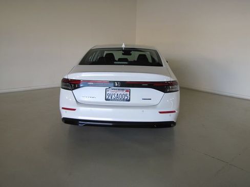 Used 2025 Honda Accord EX-L image 24