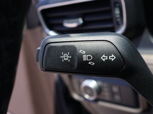Used 2020 Ford Explorer Platinum AWD/4WD image 54
