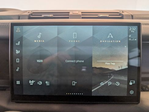 Used 2024 Land Rover Defender 130 V8 image 19