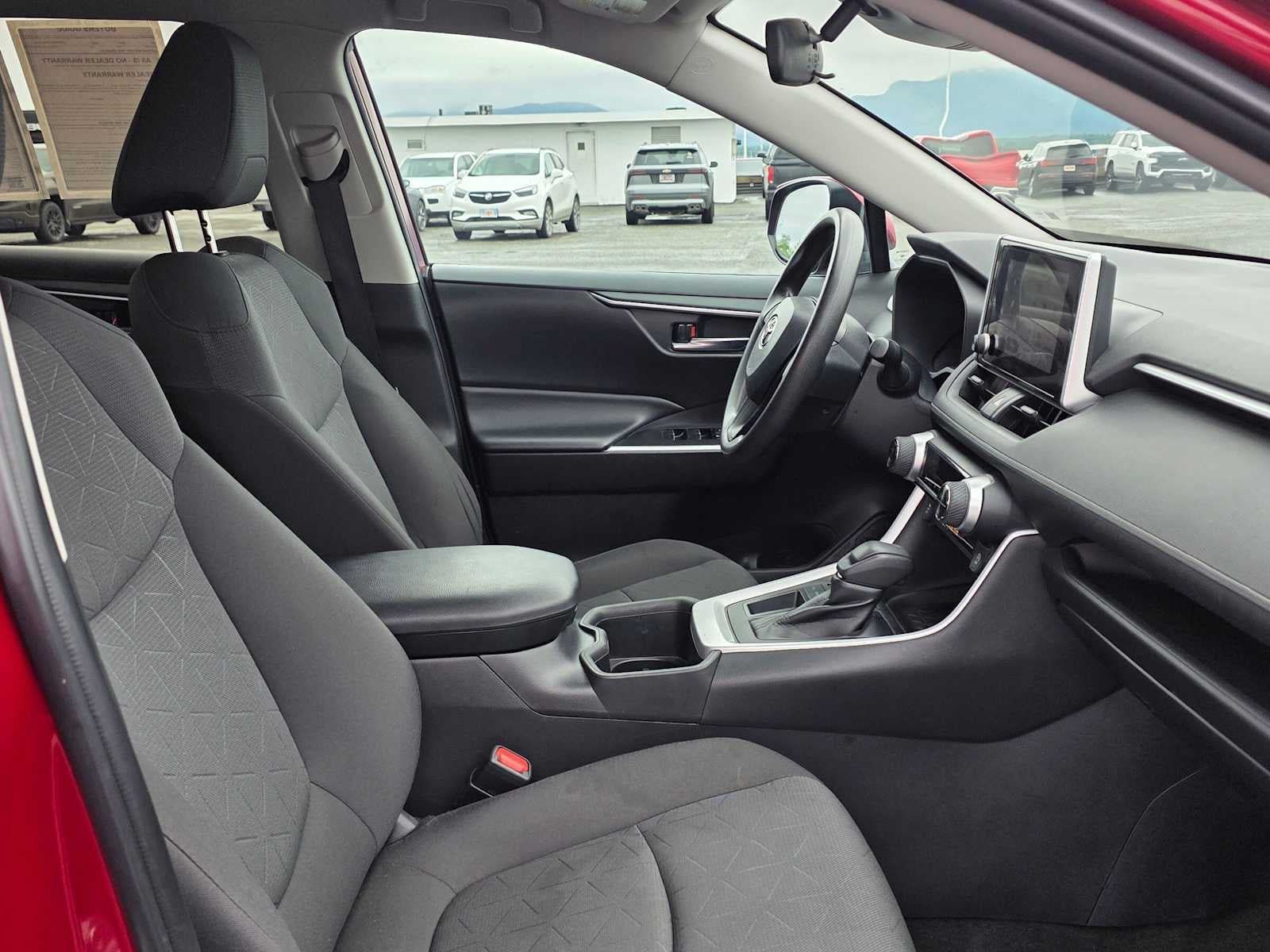 Used 2023 Toyota RAV4 XLE FWD image 11