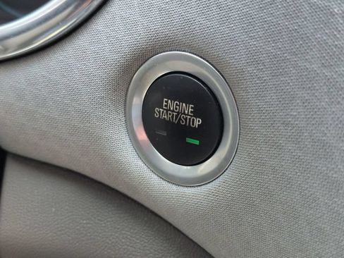 Used 2020 Chevrolet Malibu LT FWD image 18