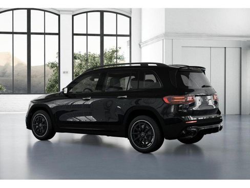New 2026 Mercedes-Benz GLB 35 AMG 4MATIC image 29
