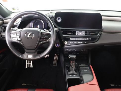 Certified 2022 Lexus ES 300h F Sport image 8