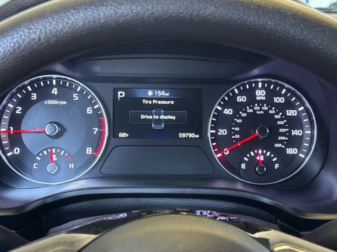 Used 2023 Kia Forte LXS w/ LXS Technology Package image 21