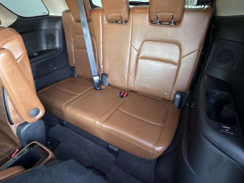 Used 2022 Nissan Pathfinder Platinum w/ Cargo Package image 28