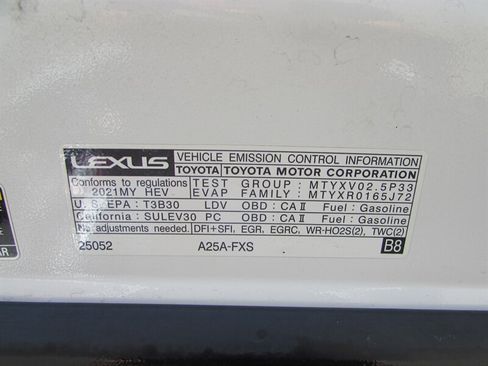 Used 2021 Lexus ES 300h w/ Accessory Package FWD image 37