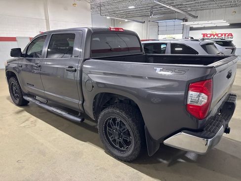 Used 2017 Toyota Tundra SR5 w/ SR5 Upgrade Package RWD image 4
