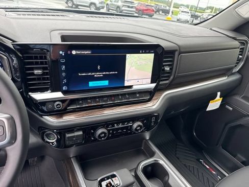 New 2026 Chevrolet Silverado 1500 RST w/ RST All Star Premium Package AWD/4WD image 25