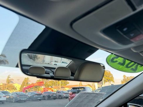 Used 2023 Hyundai Sonata Limited image 18