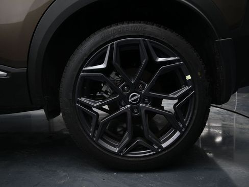 New 2026 Nissan Kicks SR w/ Cold Weather Package AWD/4WD image 11