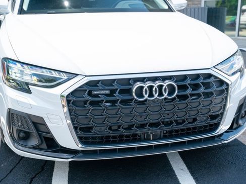Used 2023 Audi A8 L 3.0T AWD/4WD image 5
