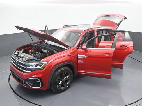 Used 2021 Volkswagen Atlas Cross Sport SE w/ Panoramic Sunroof Package FWD image 67