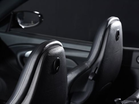 Used 2005 Porsche 911 Turbo AWD/4WD image 18