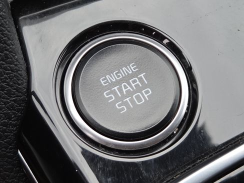 Used 2023 Kia Sportage EX FWD image 34