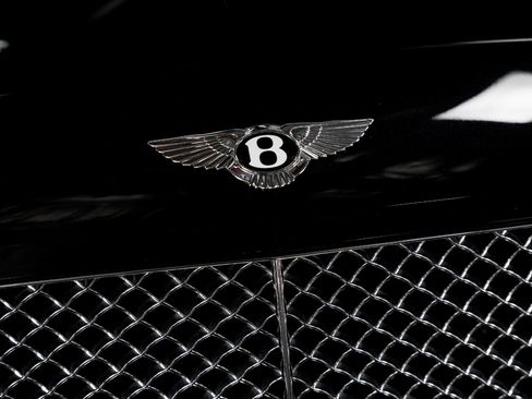 Used 2018 Bentley Continental GT image 12