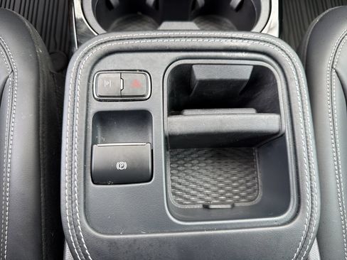 Certified 2025 Ford Mustang Mach-E Premium AWD/4WD image 11