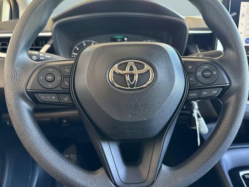 Used 2024 Toyota Corolla LE FWD image 11