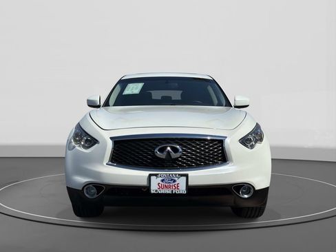 Used 2017 INFINITI QX70 AWD image 2