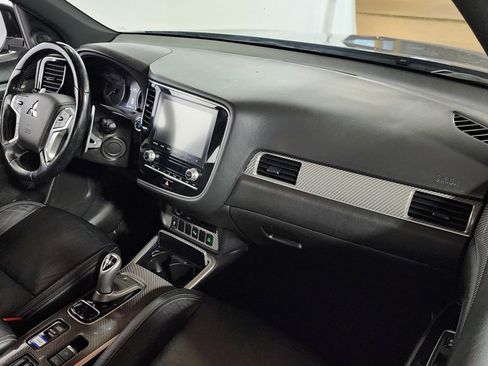 Used 2022 Mitsubishi Outlander SEL image 28