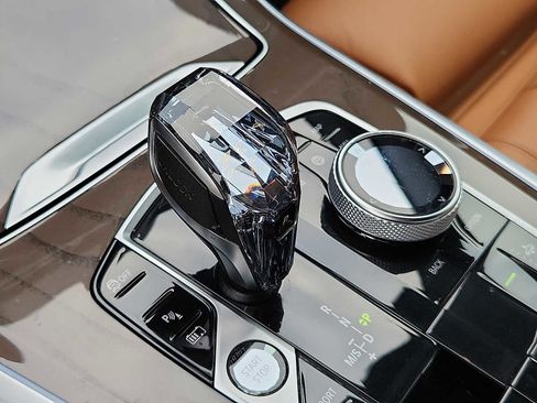 Certified 2022 BMW X5 xDrive45e image 14