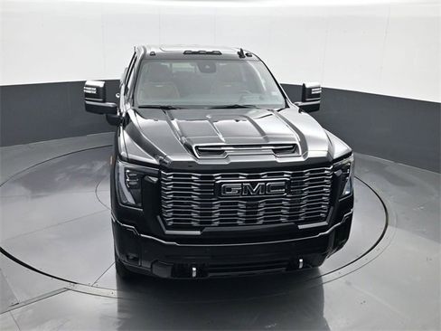 New 2026 GMC Sierra 3500 Denali Ultimate image 14