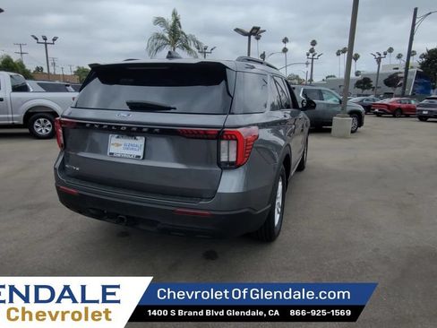 Used 2025 Ford Explorer Active RWD image 7