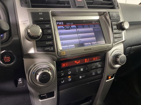 Used 2011 Toyota 4Runner Limited image 29