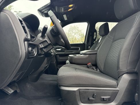 Used 2025 RAM 2500 Big Horn image 17