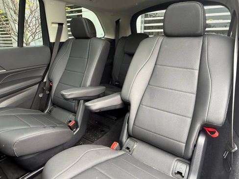 Used 2026 Mercedes-Benz GLS 450 4MATIC image 20