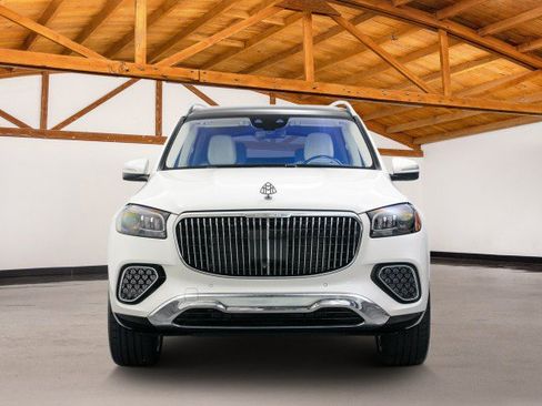 Used 2024 Mercedes-Benz Maybach GLS 600 GLS Maybach GLS 600 image 8