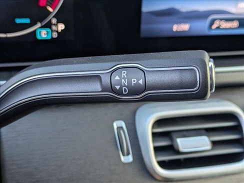 Used 2026 Mercedes-Benz GLS 450 4MATIC image 11