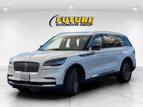 Certified 2023 Lincoln Aviator Reserve w/ Equipment Group 201A RWD image 3