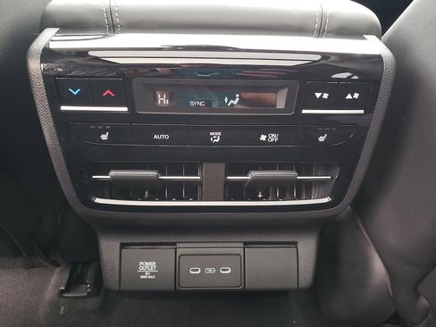 New 2026 Acura MDX w/ Advance Package image 8