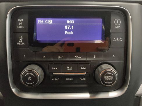 Used 2017 RAM 1500 Express image 25