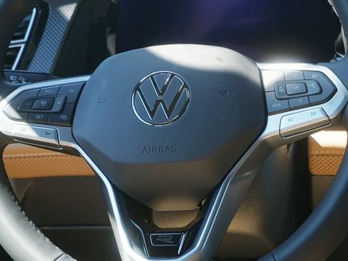 New 2026 Volkswagen Atlas Cross Sport SEL R-Line image 15