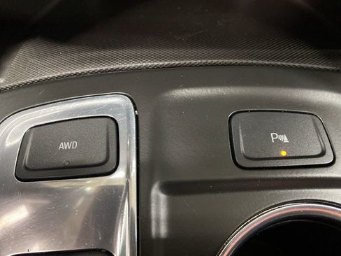 Used 2023 Chevrolet Equinox LT image 45