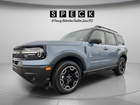 New 2025 Ford Bronco Sport Outer Banks w/ Outer Banks Tech Package+ AWD/4WD image 1