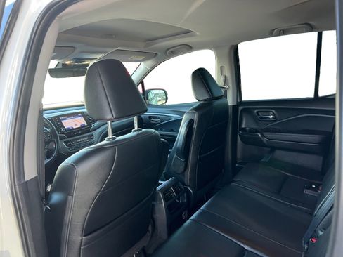 Used 2023 Honda Ridgeline RTL-E image 12