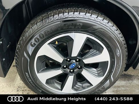 Used 2017 Subaru Forester 2.5i Limited w/ Popular Package #2 image 34