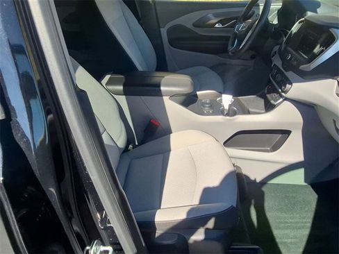 Certified 2023 GMC Terrain SLE w/ Driver Convenience Package image 25