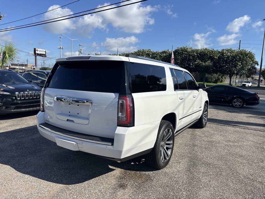 Used 2019 GMC Yukon XL Denali w/ Denali Ultimate Package RWD image 8