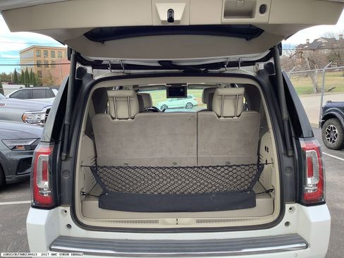 Used 2017 GMC Yukon Denali w/ Open Road Package image 15