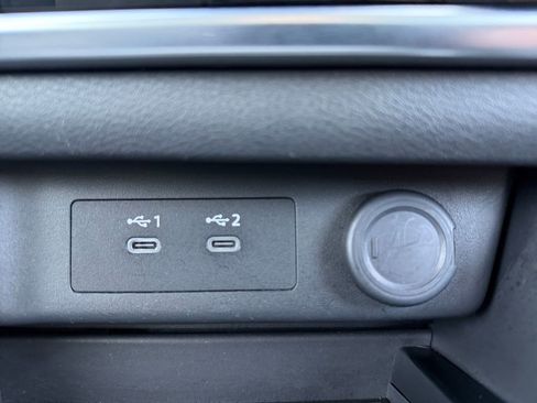 Used 2024 Nissan Rogue SV AWD/4WD image 30