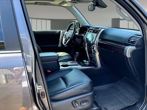Used 2023 Toyota 4Runner Limited AWD/4WD image 30