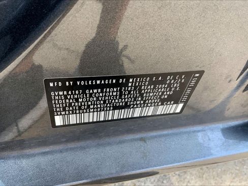 Used 2025 Volkswagen Jetta Sport FWD image 31