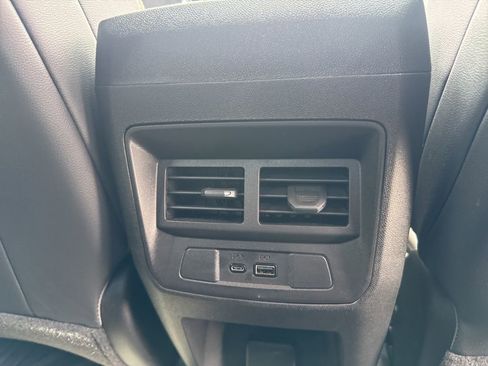 Used 2026 Chevrolet Colorado ZR2 w/ Technology Package AWD/4WD image 12