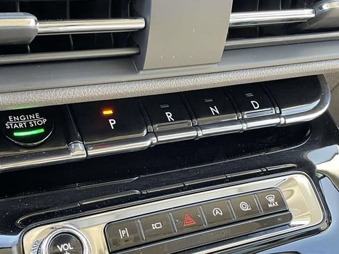 Certified 2023 Lincoln Corsair AWD w/ Equipment Group 101A image 32