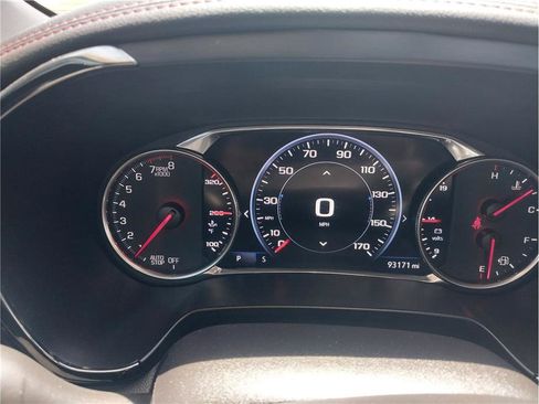 Used 2019 Chevrolet Blazer RS AWD/4WD image 17