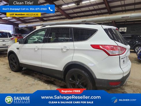 Used 2016 Ford Escape SE w/ Equipment Group 201A image 3