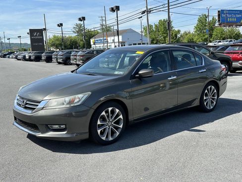 Used 2013 Honda Accord Sport image 4